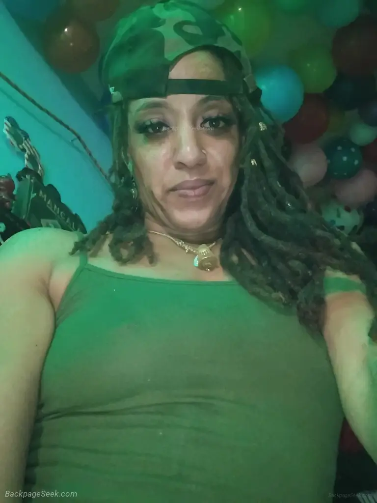 Who Is Up im available in San Antonio – Women Seeking Men photo 2