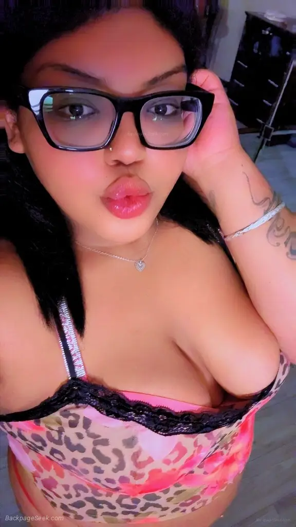 INCALLS outcalls Upscaled Men Only MIXED LATINA BADDIE NO CHEAP
