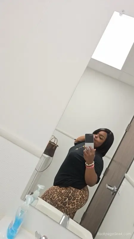 Thick Lil' 4'11 Shawty in San Antonio – Women Seeking Men photo 6