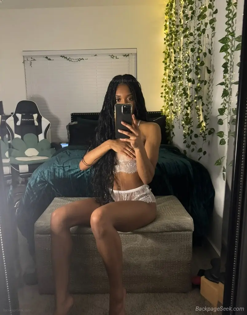 come relax with me your real life milk chocolate Barbke Doll in San Antonio – Women Seeking Men photo 3
