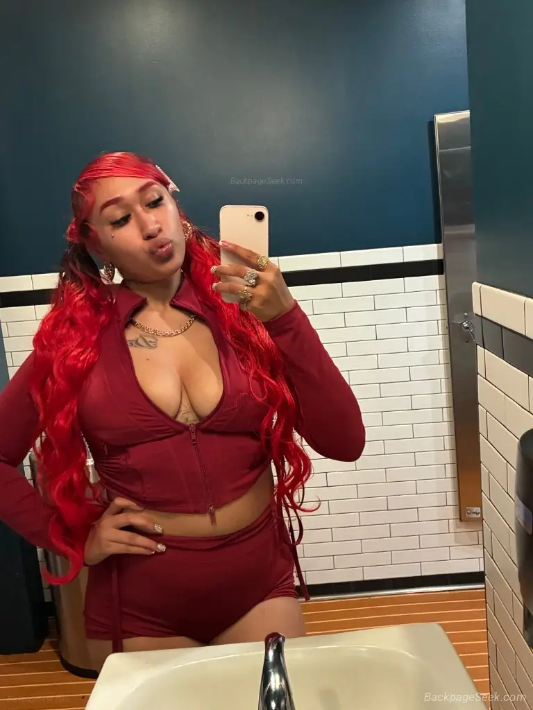 every mans fantasy in San Antonio – Women Seeking Men photo 4