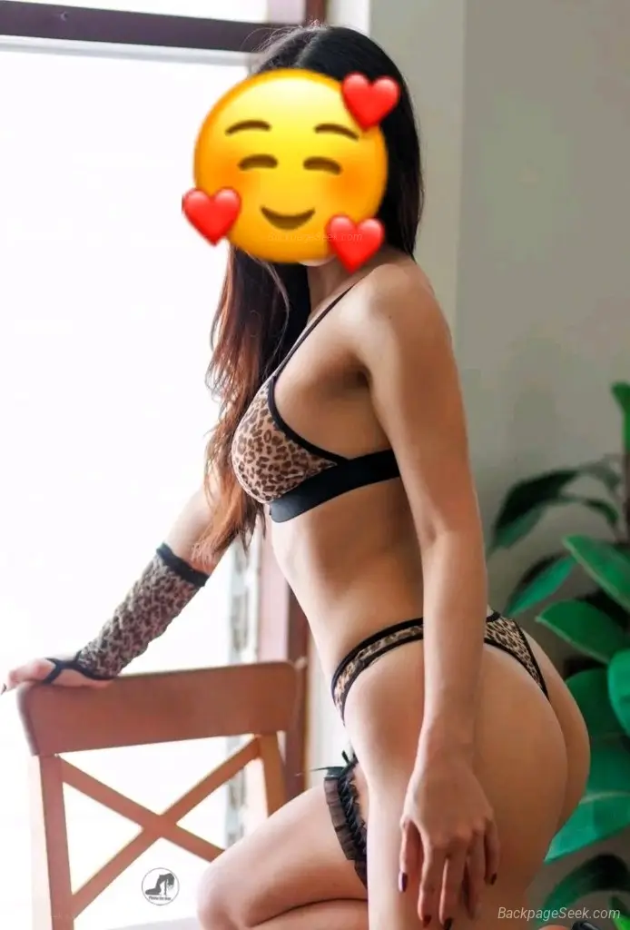 Friendly and open, I want to have fun with you! full service