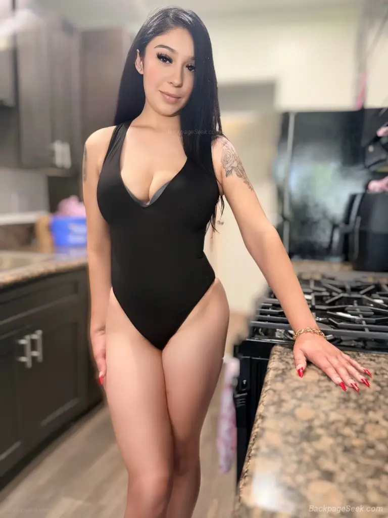 BRUNETTE HOT FUN AVAILABLE LIMITED TIME in San Diego – Women Seeking Men photo 2