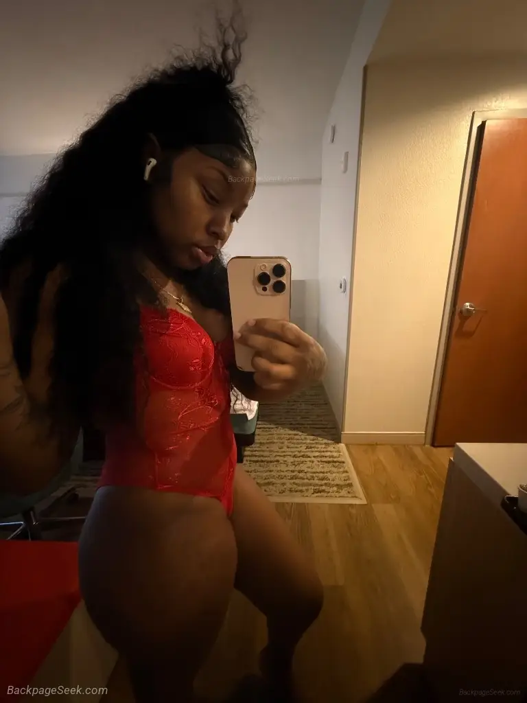 NEW COLLEGE GIRL IN TOWN in San Diego – Women Seeking Men photo 4