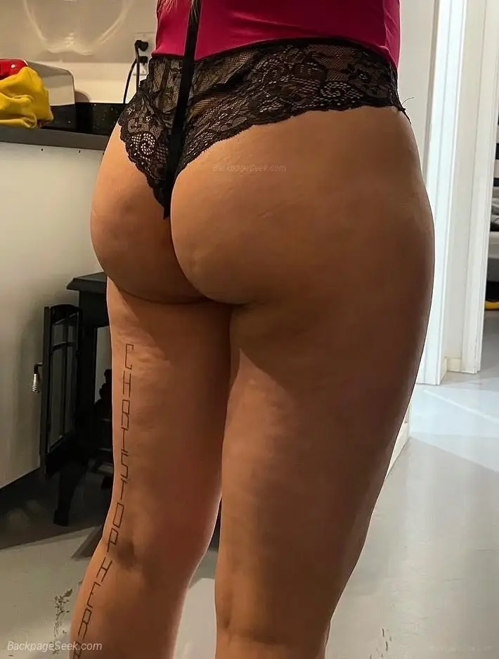 sexy hot greek goddess available now in San Diego – Women Seeking Men photo 2