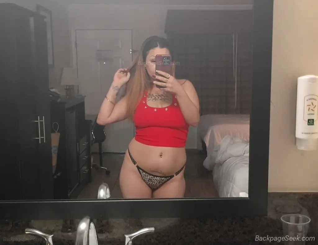 PRETTY PETITE GIRLNEXTDOOR in San Diego – Women Seeking Men photo 5