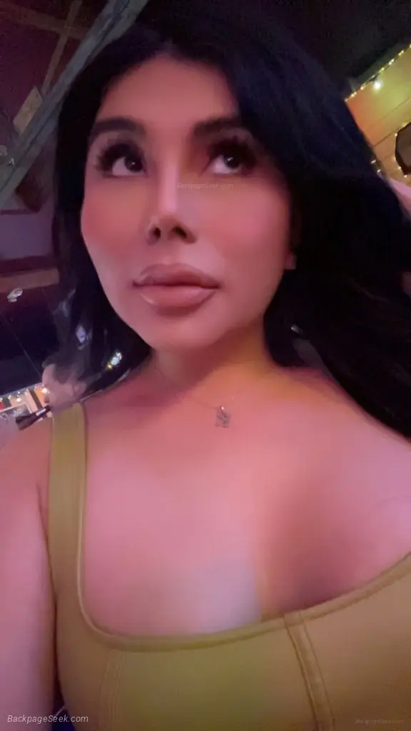 kourtney in San Diego – Women Seeking Men photo 2