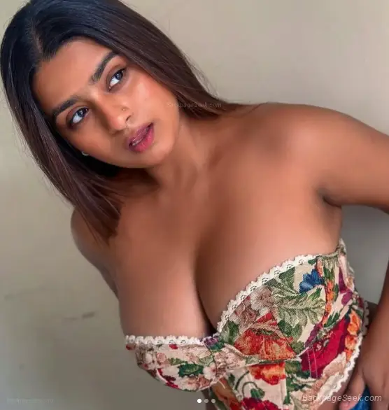 Indian Girl available Incall-outcall-FT Show-Video sell in San Diego – Women Seeking Men photo 3