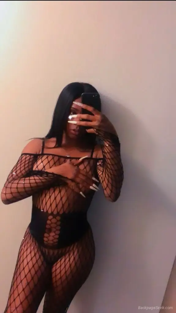 outcall incall available in San Diego – Women Seeking Men photo 6