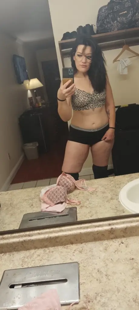 Come play in San Diego – Women Seeking Men photo 4