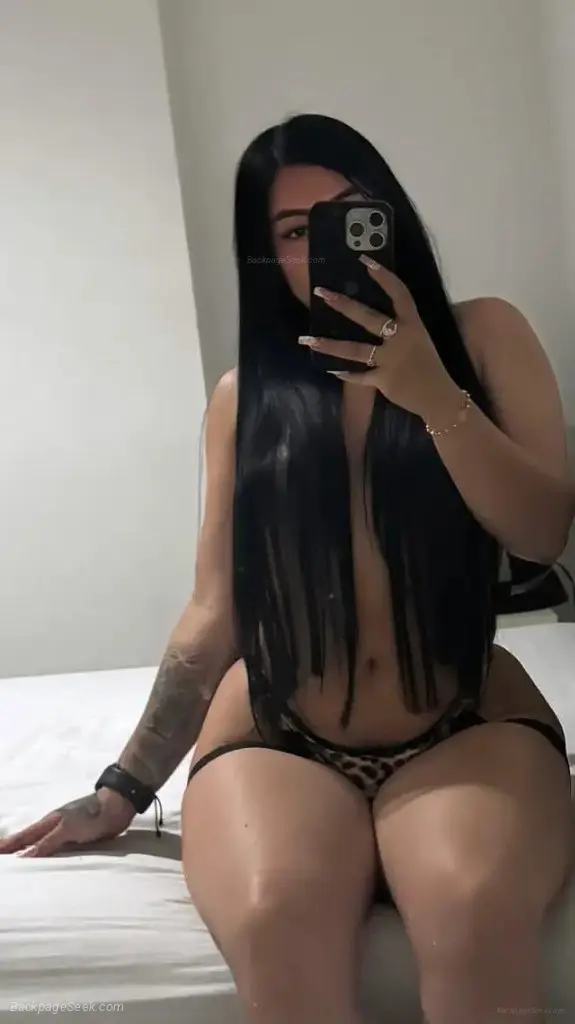 Hola amor soy latina chica nueva en la ciudad in San Diego – Women Seeking Men photo 2