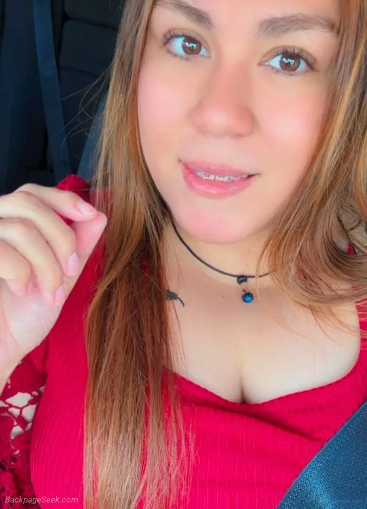 looking to chat I'm available for anyone who wants to spend a pleasant