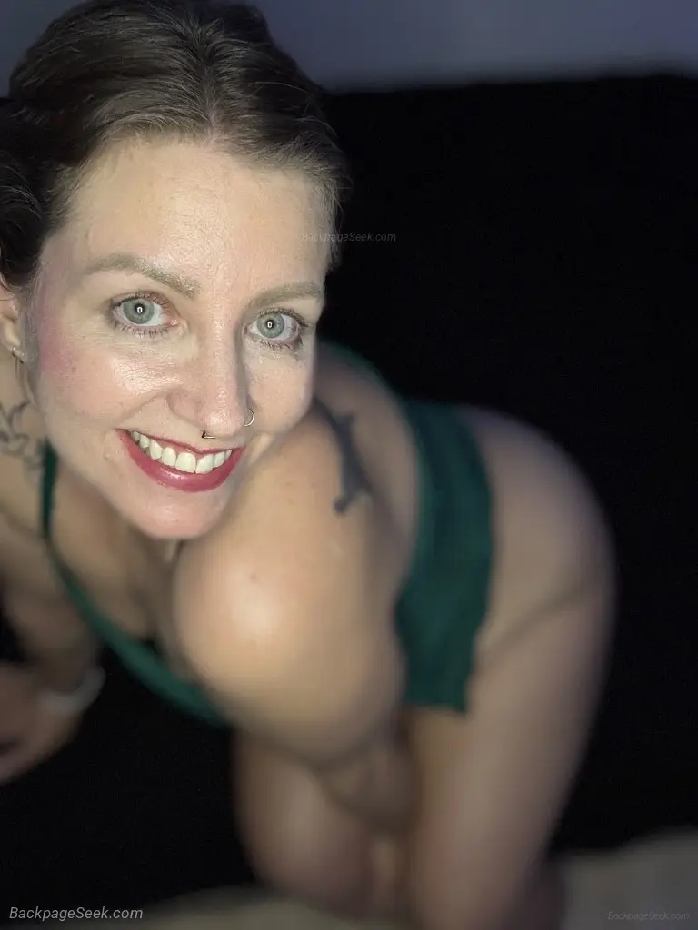 squirting bunny in San Fernando Valley – Women Seeking Men photo 4