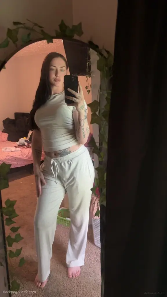Rich multi-orgasmic Latina come daddy visit me - 28Rica Lati... in San Fernando Valley – Women Seeking Men photo 3