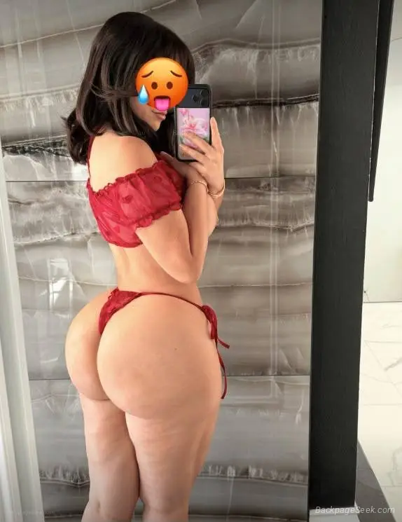 FRESH SEXY LATINA PASSIONATE AND FUN