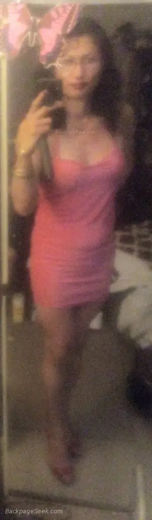 all she does is suck dick all day everyday in San Fernando Valley – Women Seeking Men photo 3