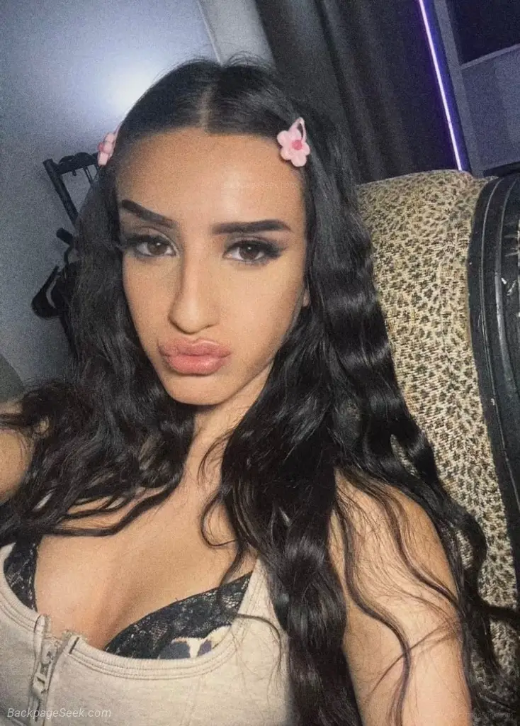 Sexy Petite Latina New in town in San Fernando Valley – Women Seeking Men photo 3