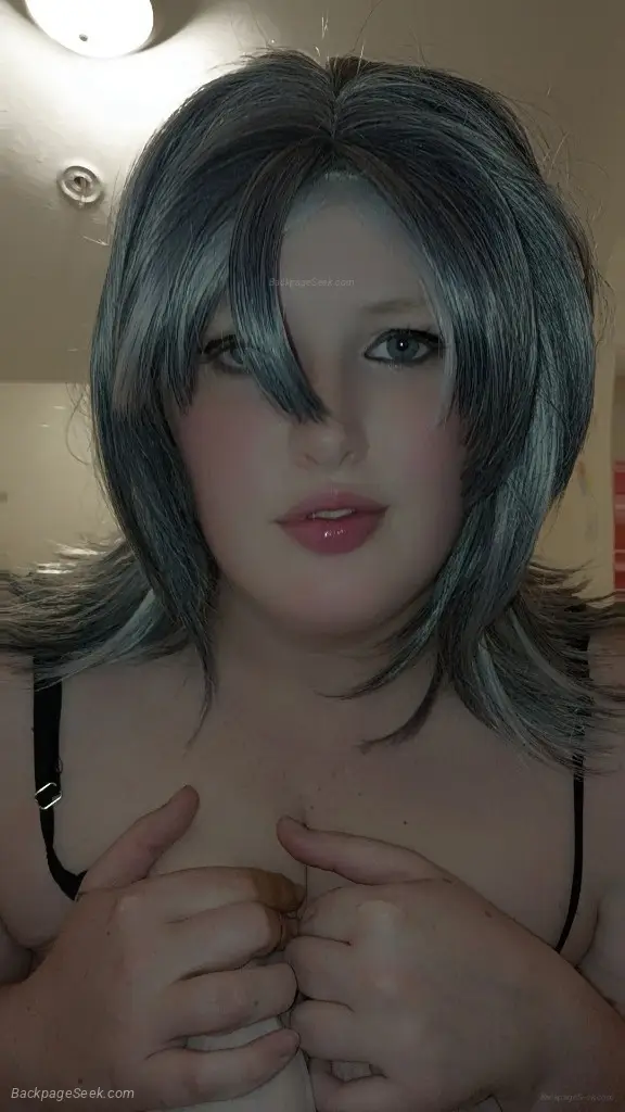 Big busty babe in San Fernando Valley – Women Seeking Men photo 5