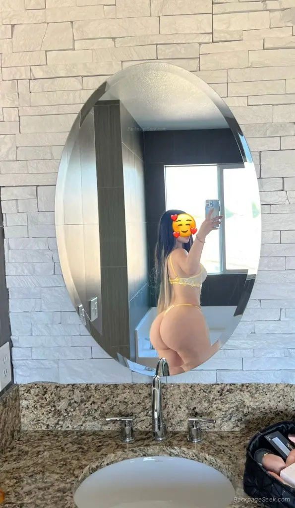 New in town come and enjoy this cute and hot Latina girl you... in San Fernando Valley – Women Seeking Men photo 4
