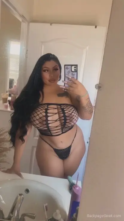 Big booty goddess in San Fernando Valley – Women Seeking Men photo 3