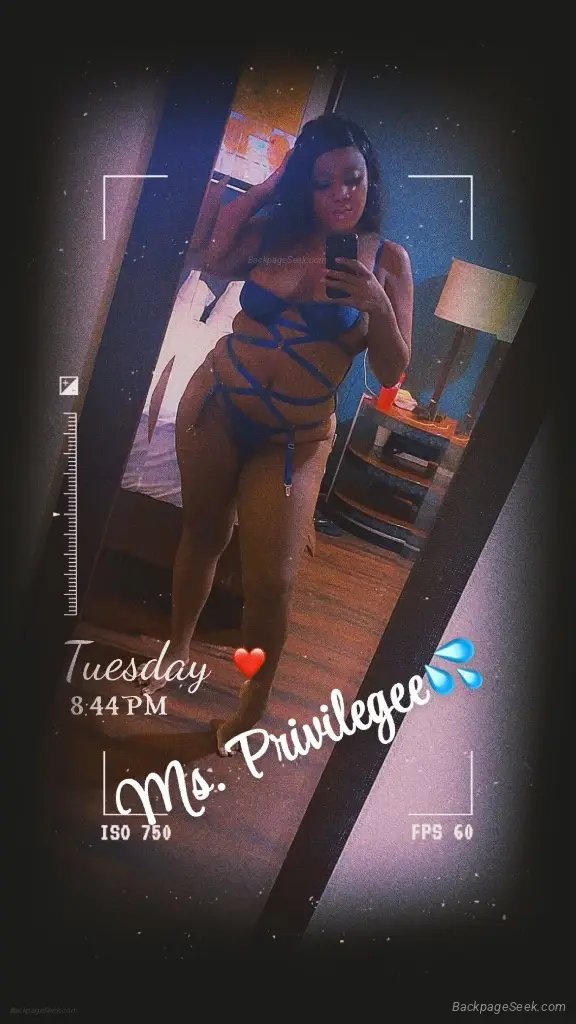 Darker The Berry Sweeter The Juice in San Fernando Valley – Women Seeking Men photo 2