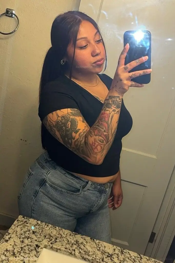 Fun Flirty looking for something exciting in San Fernando Valley – Women Seeking Men photo 3