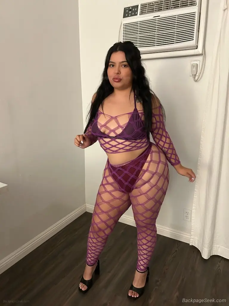 Latina Big Booty in San Fernando Valley – Women Seeking Men photo 2