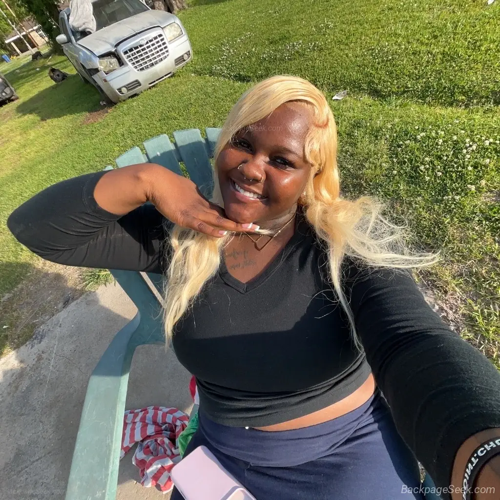 FreakyQueen in San Francisco – Women Seeking Men photo 3