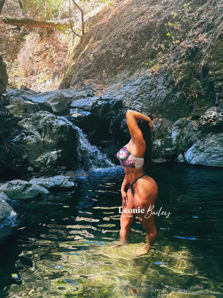 Princess Leo Back N The Bay 4 10 130 lbs Size 5 leotbarbie in San Francisco – Women Seeking Men photo 5