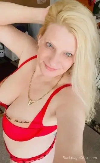 40 Years Hot Mom Lets play Ready for all services InOut Car... in San Francisco – Women Seeking Men photo 2