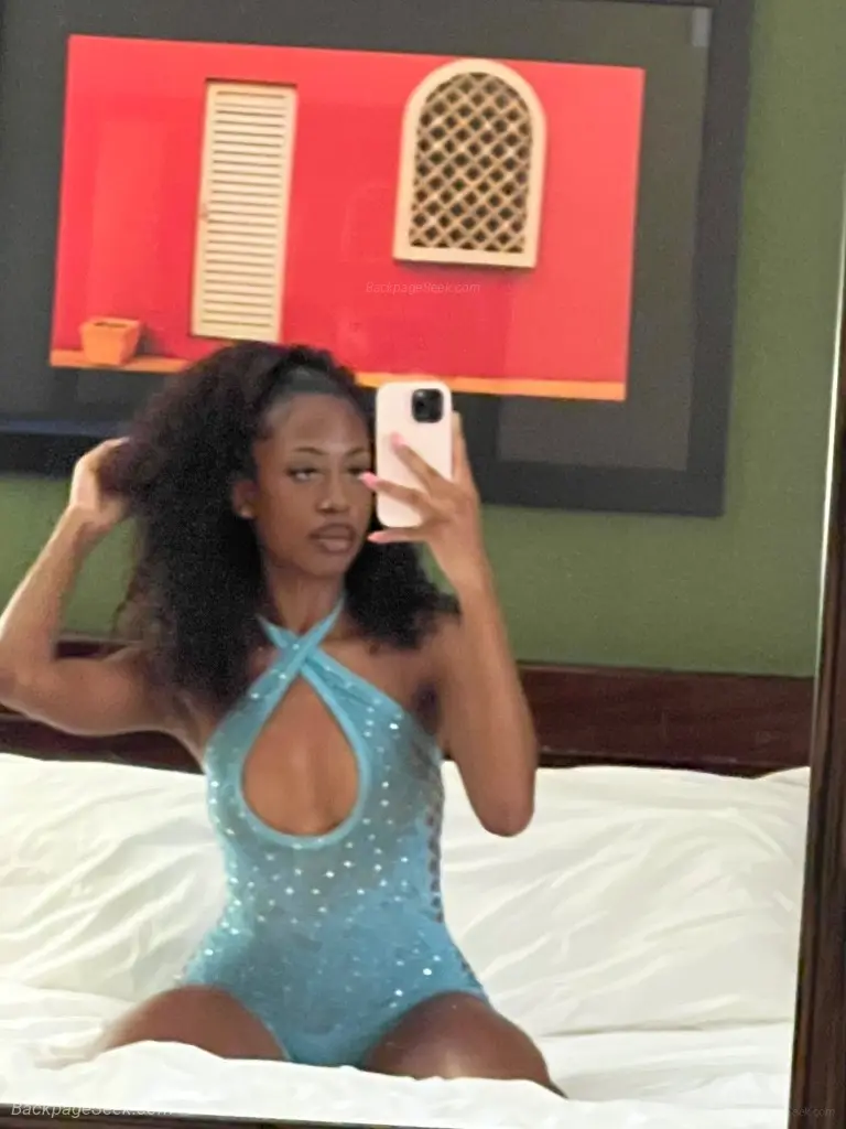 Pretty N Petite Foriegn Freak NEW IN TOWN OUTCALLS ONLY