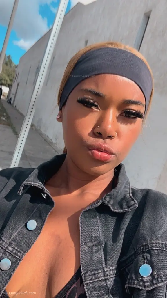 Sexy Barbie /New In Town