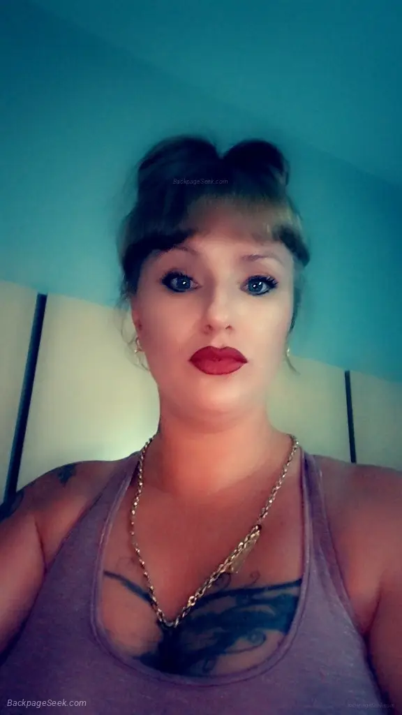 SEXY RED LIPS WITH HAIR 2 MATCH COME SEE 4 YOURSELF entertaining incalls