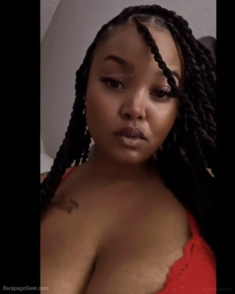 eat my pussy Thick Ebony