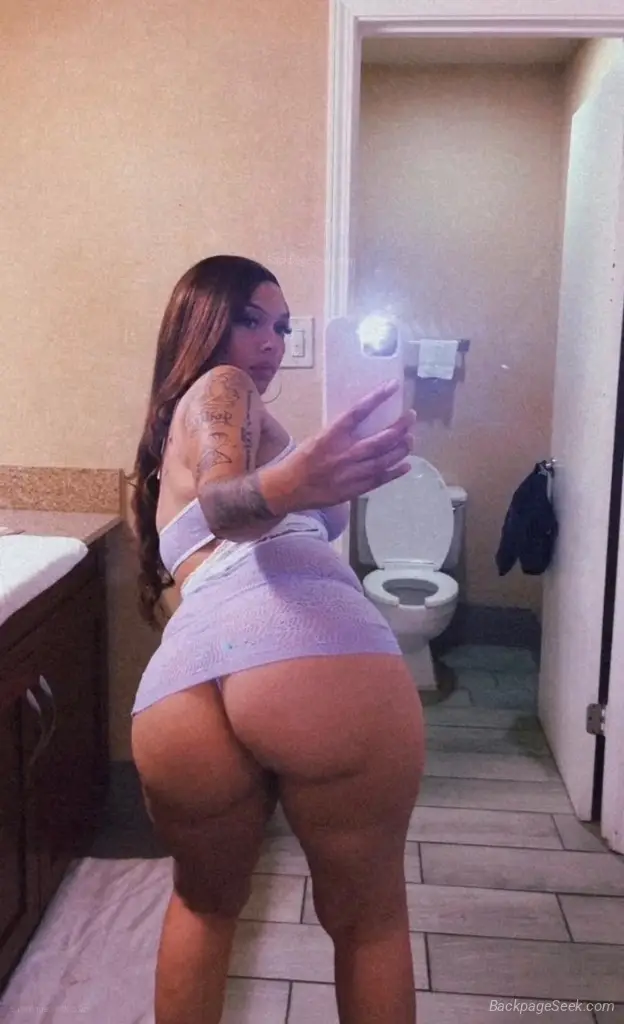 BOOK NOW Your NEW Favorite SWEET & SEXY Goddess