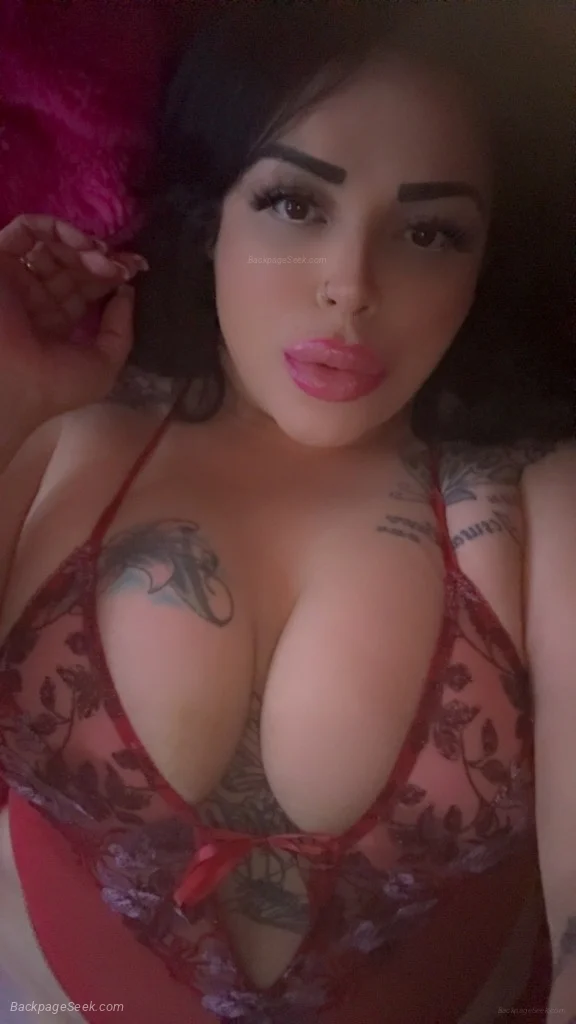 Freaky Latina available now papi deep throat freak 2 girl special