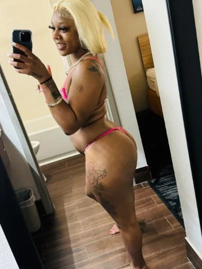 YOUNG SEXYY and FUN availiable for INCALLS OUTCALLS let me M... in Savannah – Women Seeking Men photo 3