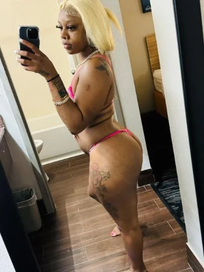 YOUNG SEXYY and FUN availiable for INCALLS OUTCALLS let me M... in Savannah – Women Seeking Men photo 6