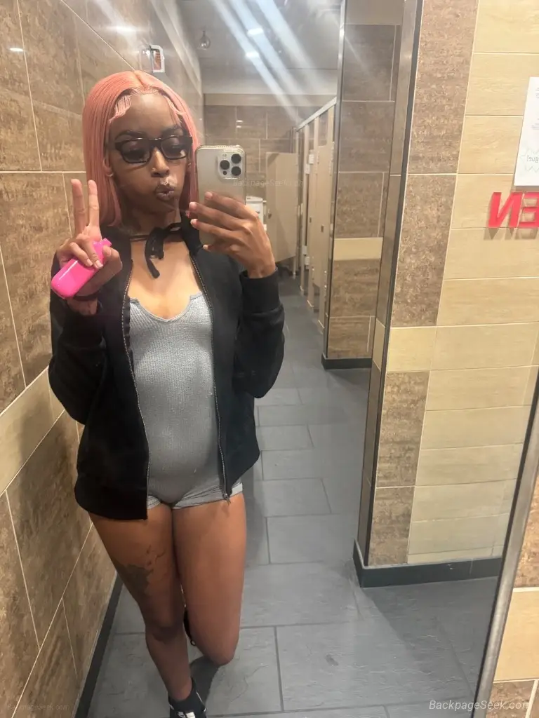 Fuck the shit out of me in Savannah – Women Seeking Men photo 5