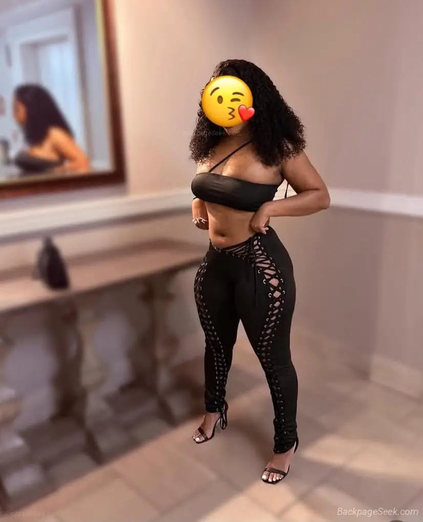Disponible para sexo anal; chica muy ardiente, sexo 24/7.