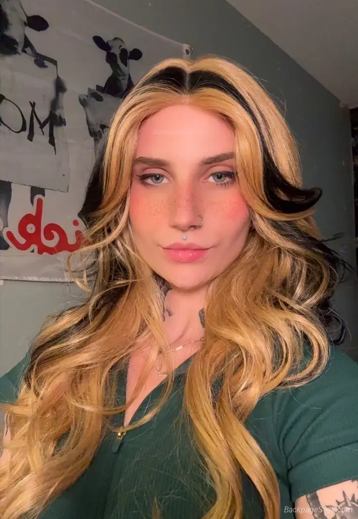 im a sexy tattooed slut