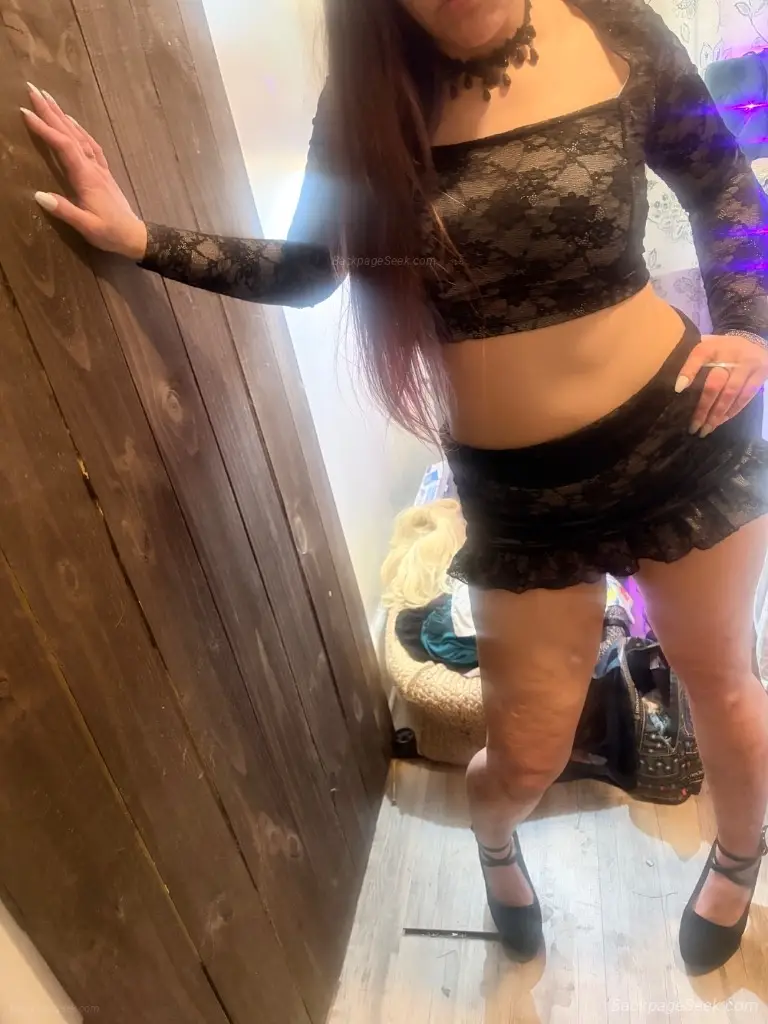 Ivy in Savannah – Women Seeking Men photo 2