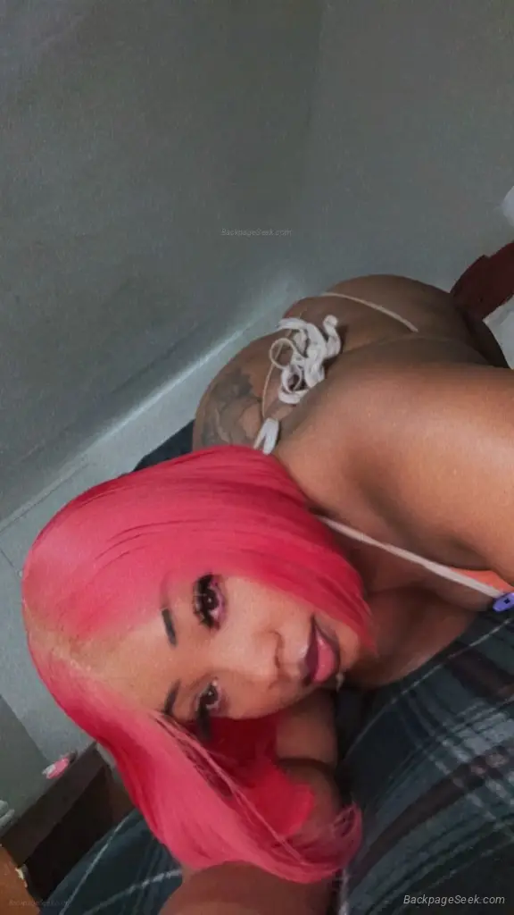 available QvSpecial in Savannah – Women Seeking Men photo 6