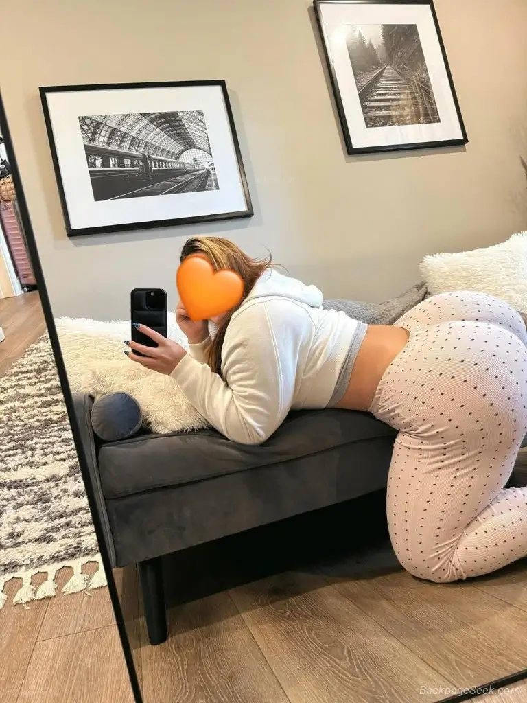 Hola soy nueva Available all day in Savannah – Women Seeking Men photo 2