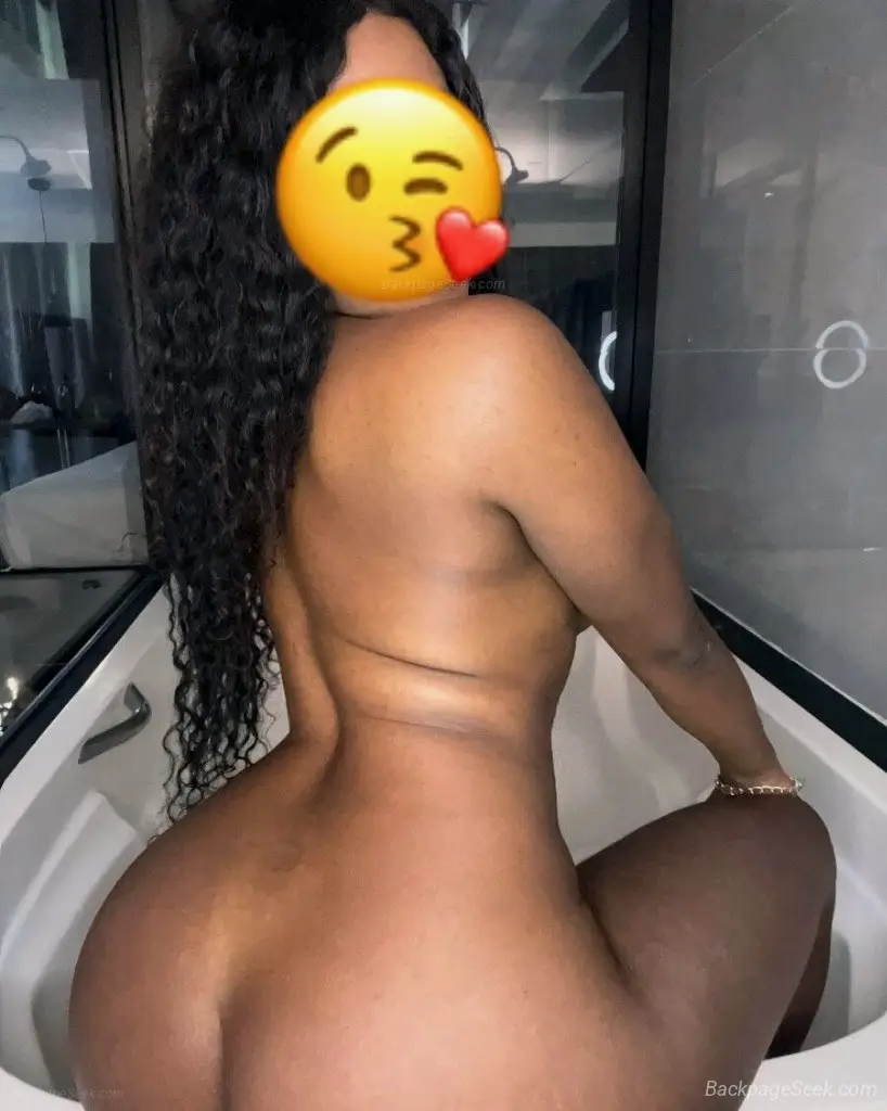Hello love, I am a very sexy Latina girl willing to take pleasure.