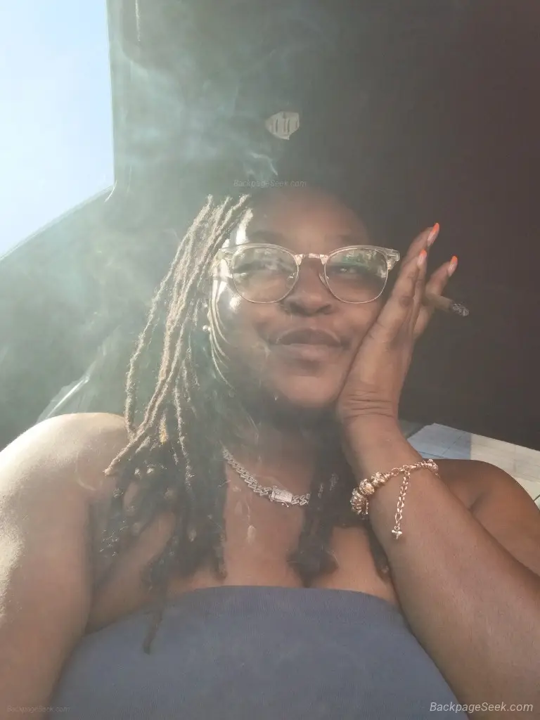 Sexy Sweetheart Minnie in Savannah – Women Seeking Men photo 3
