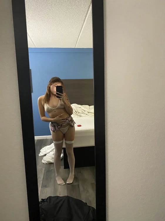 Snowbunny Ready To Play New In Town in Seattle – Women Seeking Men photo 4
