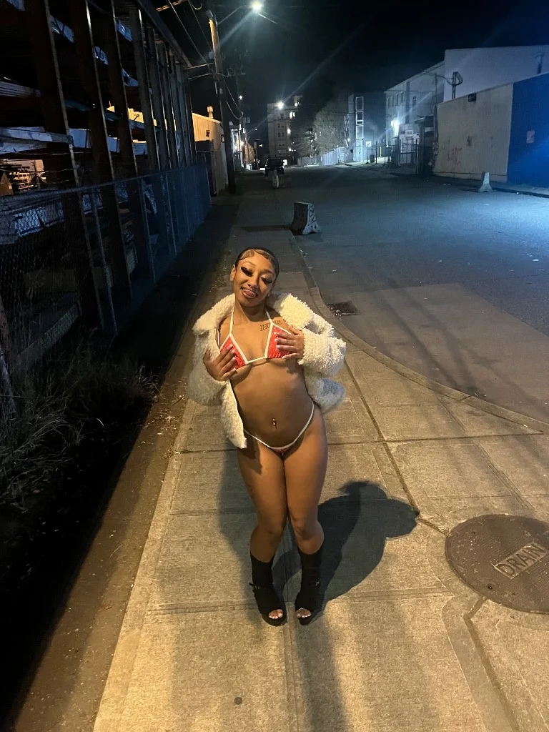 THEE SWEETEST OF SWEET POLYNESIAN PRINXESS in Seattle – Women Seeking Men photo 3