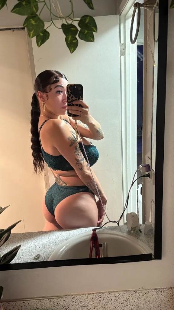 NEW PICS Habla Espanol Mexican Korean Busty 36 G Outcalls in Seattle – Women Seeking Men photo 5