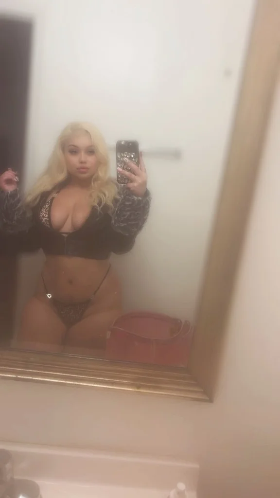 HEY HONEY Available NOW for In-Call Selling Content FaceTime... in Seattle – Women Seeking Men photo 6